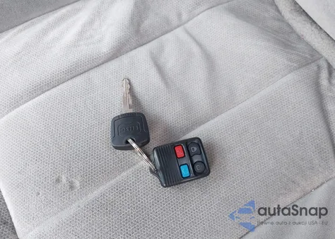 2006 Mercury Grand Marquis Gs from USA, damaged, VIN 2MEFM74W46X619425